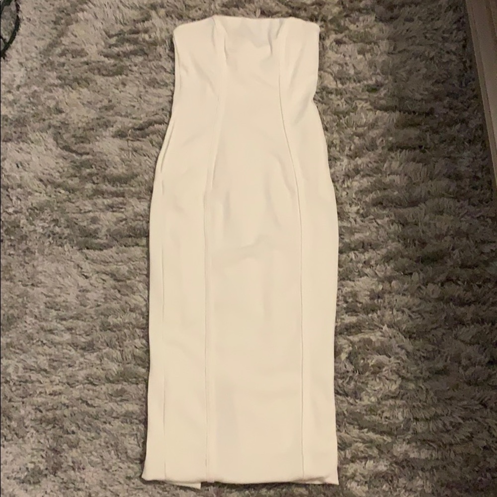 White strapless dress